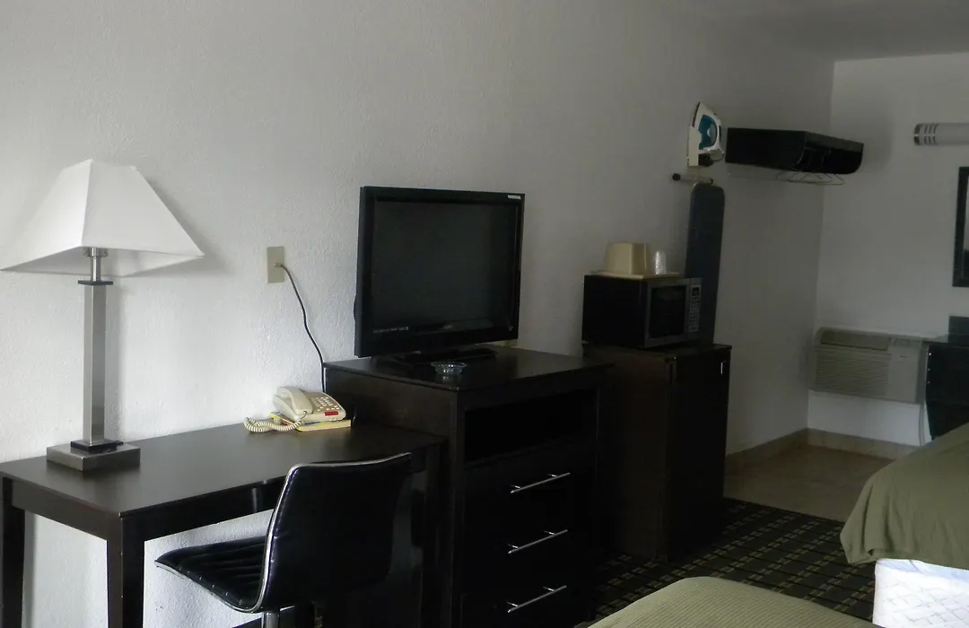 Ranger Inn Alva-1