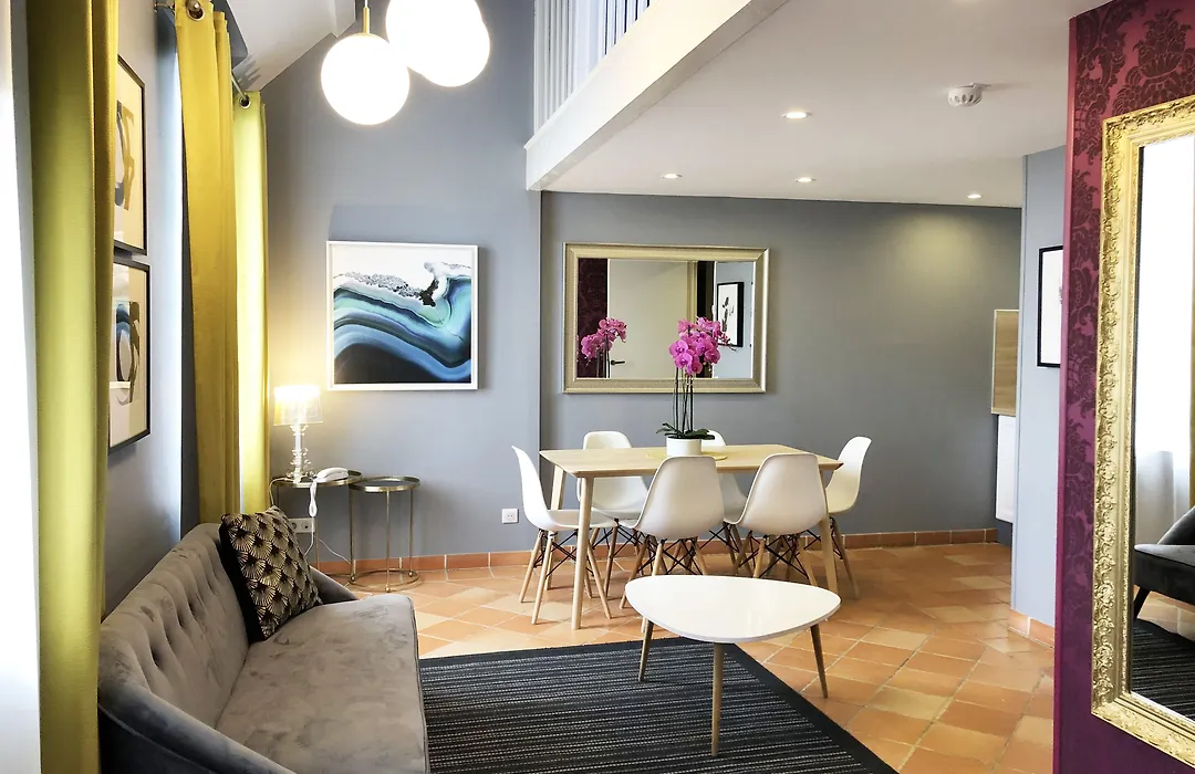Hotel Les Suites - Domaine de Crécy-1