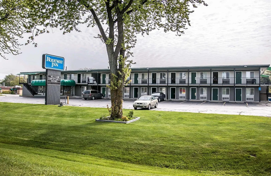 Rodeway Inn Grand Haven-1