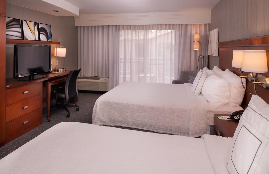 Courtyard By Marriott Thousand Oaks Ventura County-1