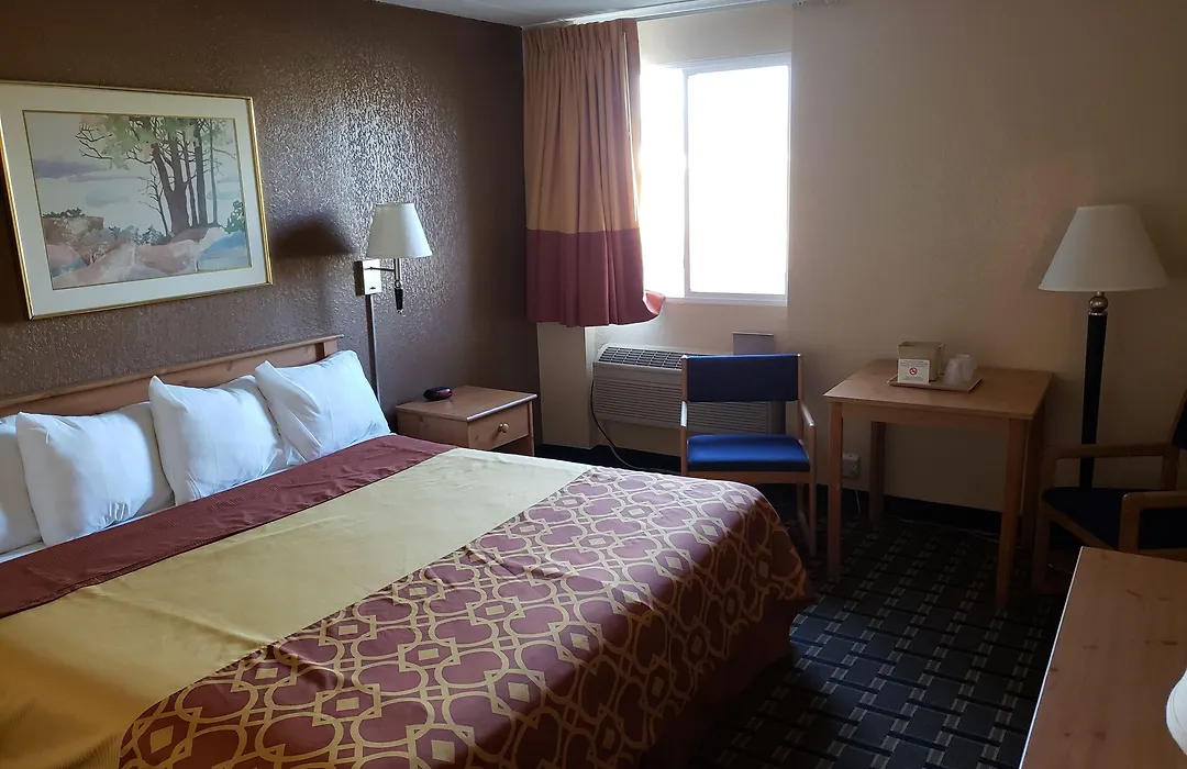 Coratel Inn & Suites By Jasper Mankato-1