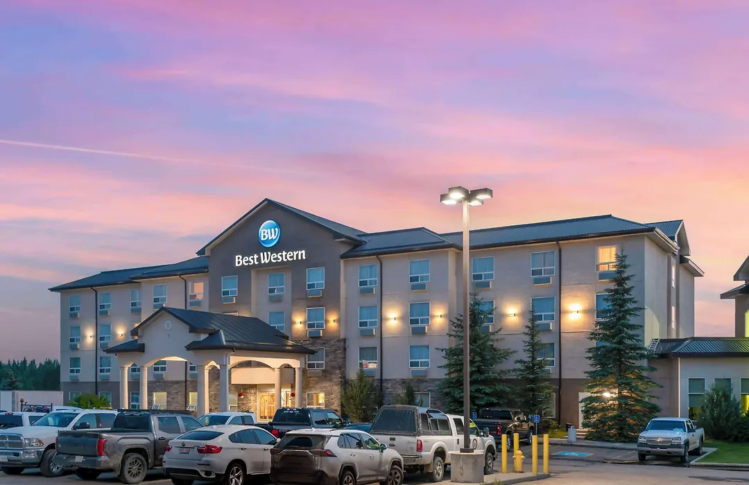 Best Western Rocky Mountain House Inn & Suites-1