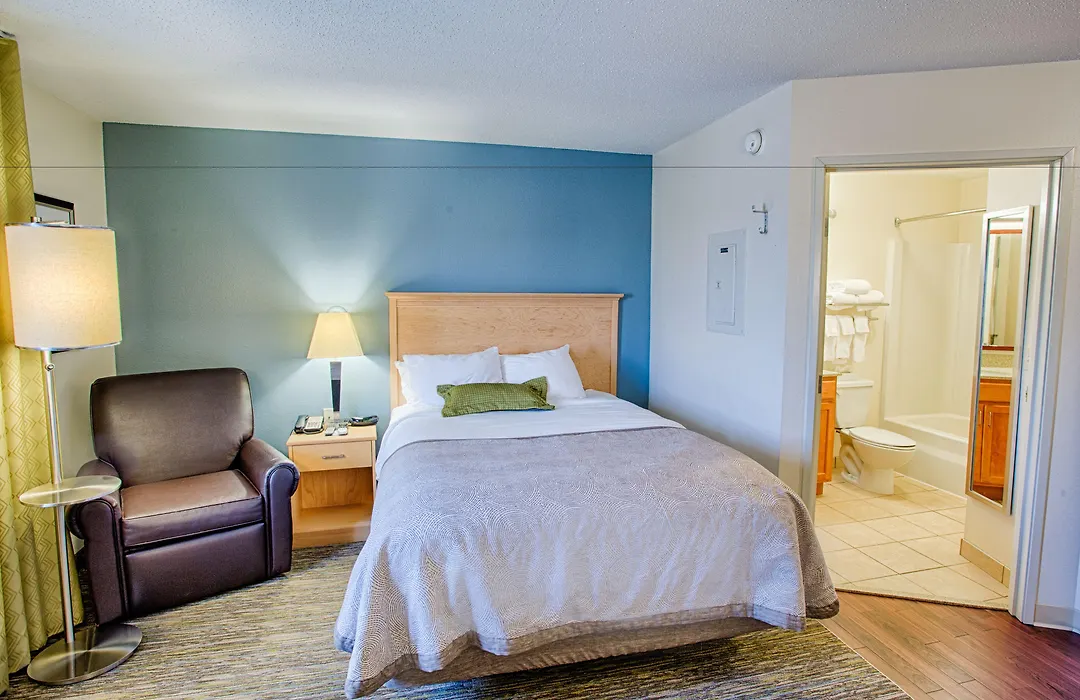 Candlewood Suites Fargo-North Dakota State University By Ihg-1