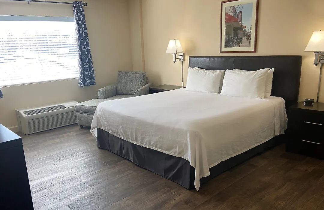 University Inn Duke-1