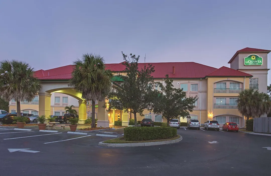 Stay Well Inn & Suites-1