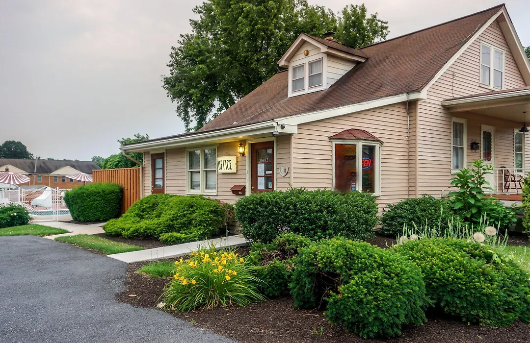 Cocoa Country Inn Hershey-1