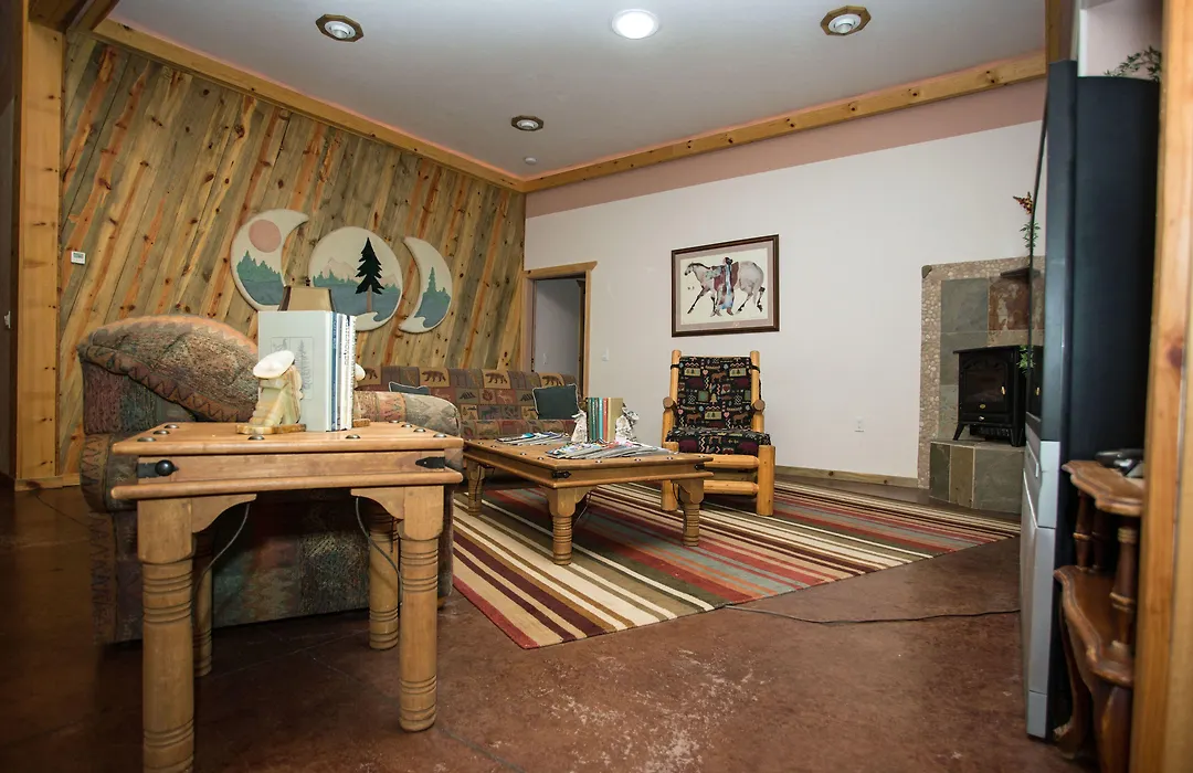 Diamondstone Guest Lodges-1