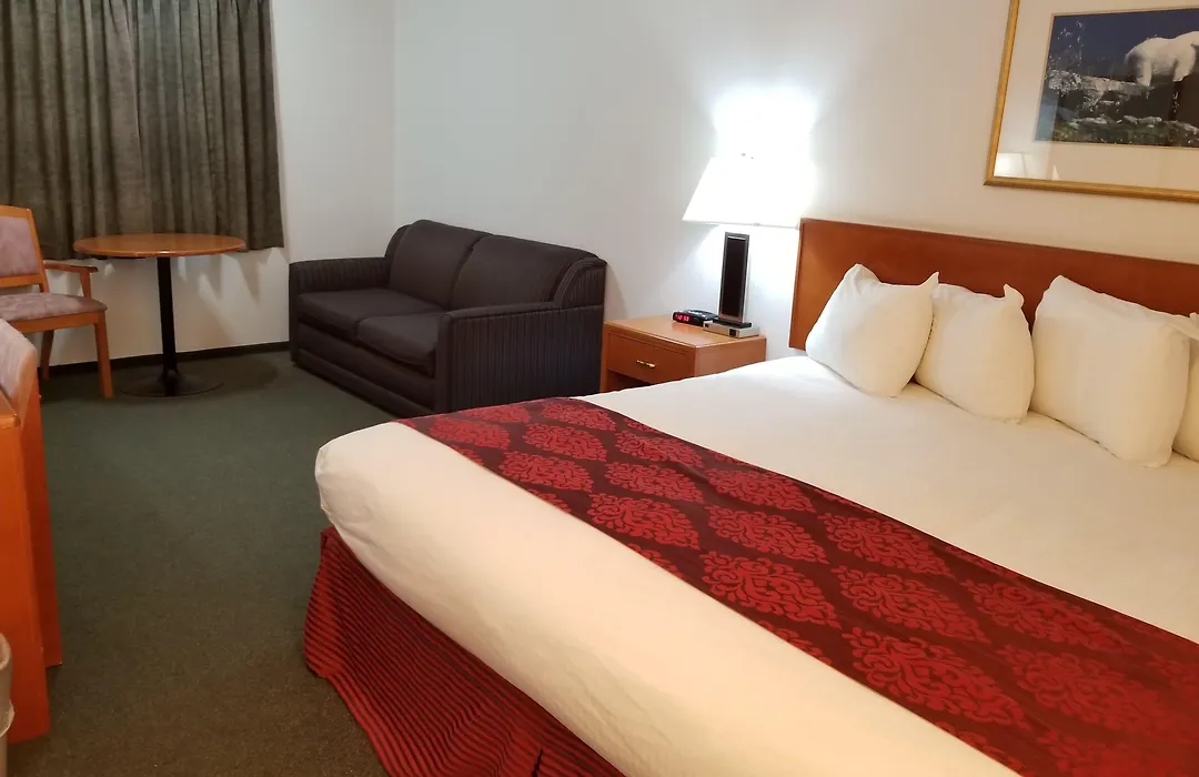 Surestay Plus Hotel By Best Western Lethbridge-1
