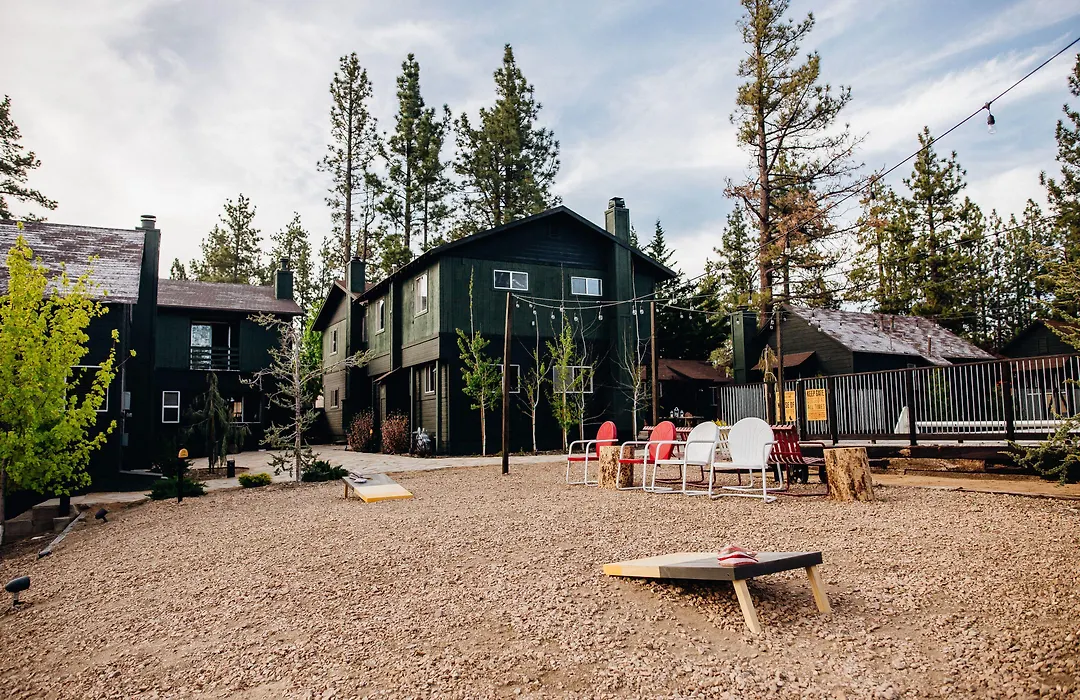 Noon Lodge-1