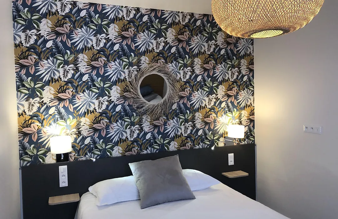 Logis Hotel Restaurant Au Chêne Vert, Saint-Brieuc-1