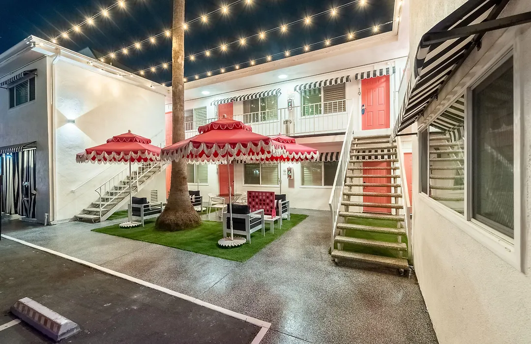 Santa Monica Hotel-1