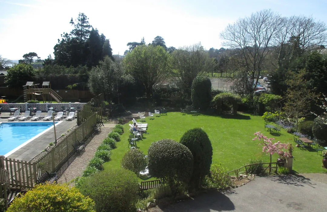 Abbey Sands Hotel-1