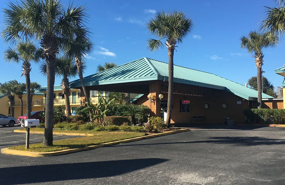 Village Inn Destin-1
