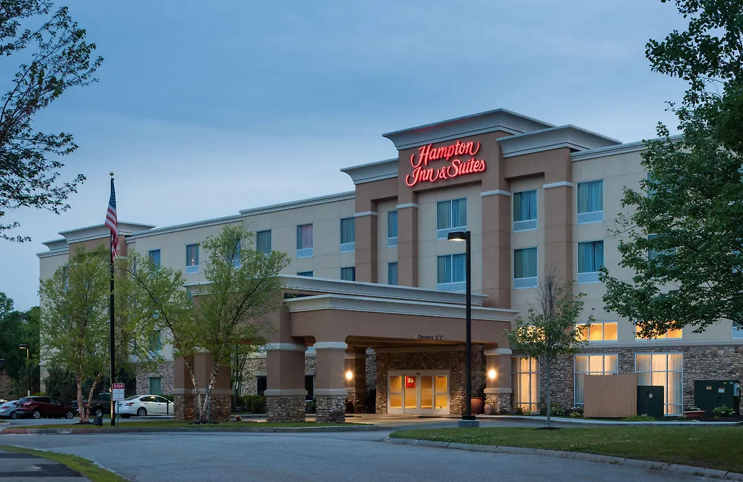 Hampton Inn & Suites Westford-Chelmsford-1