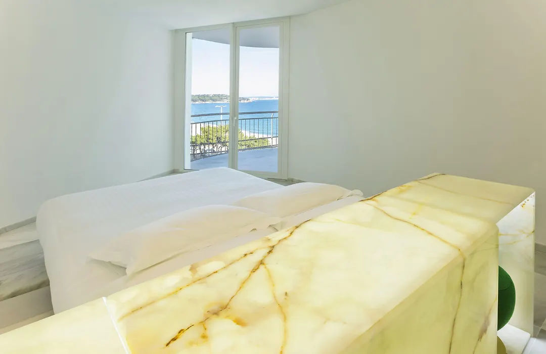 Hotel Aromar-1