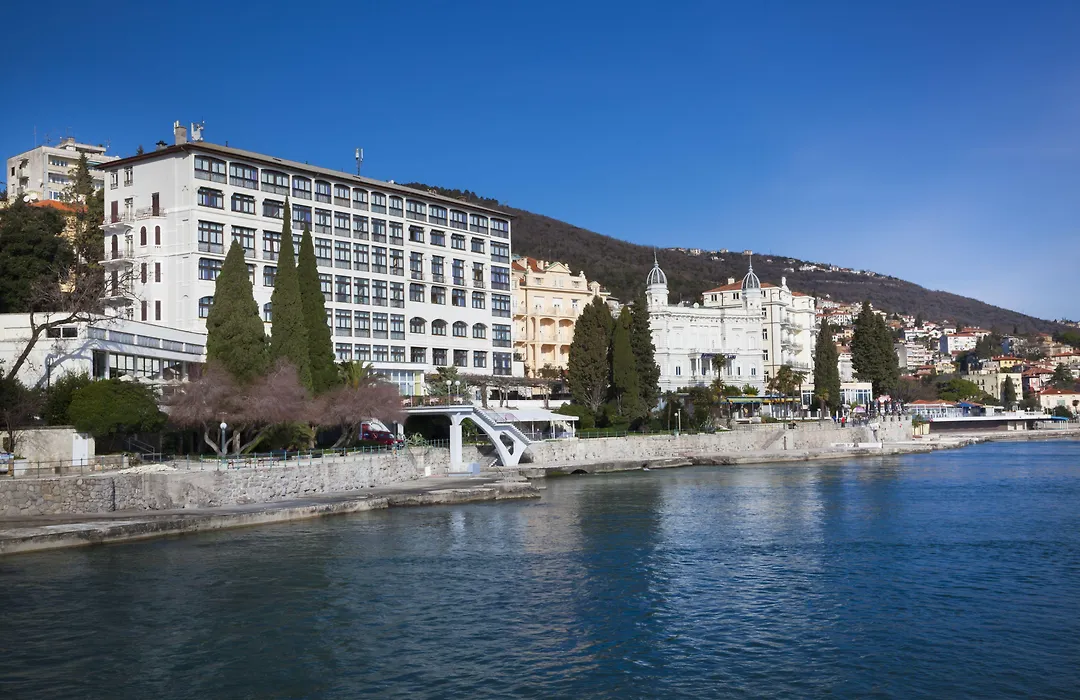 Hotel Kristal - By Liburnia Hotels & Villas-1