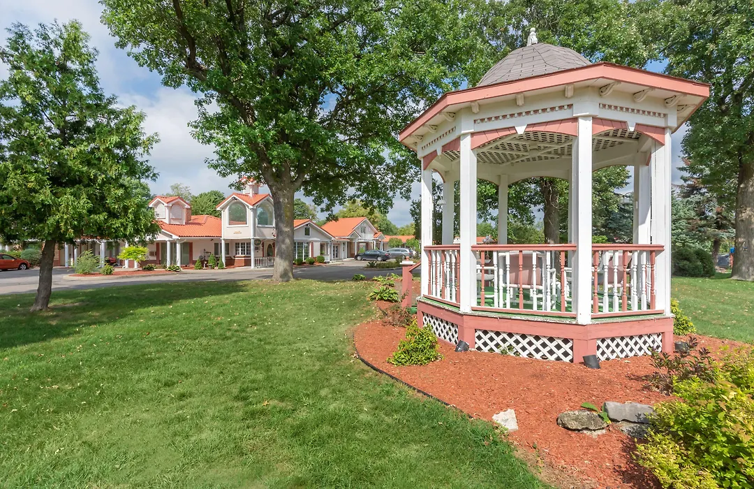 Village Haven Inn & Extended Stay-1
