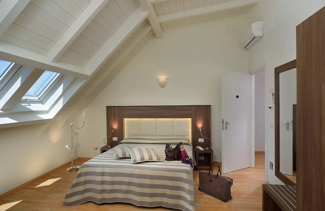Astor Hotel-1
