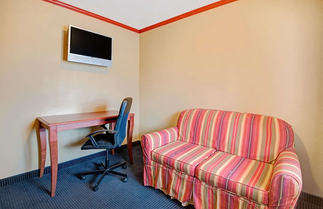 Days Inn By Wyndham Albuquerque Downtown-1