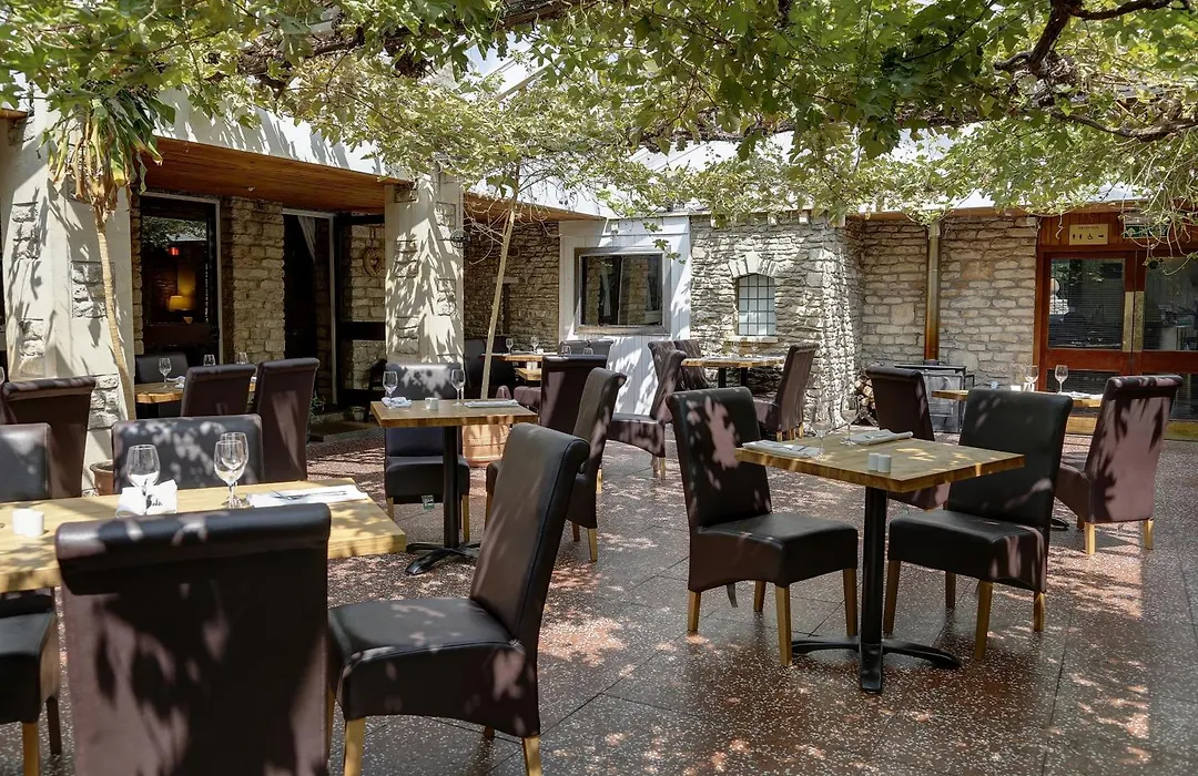 Best Western Compass Inn-1