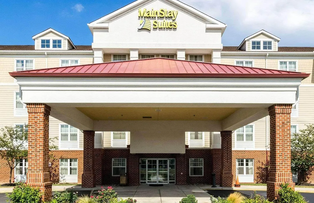 Mainstay Suites Dover-1