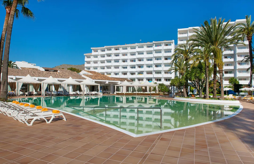 Iberostar Waves Ciudad Blanca-1