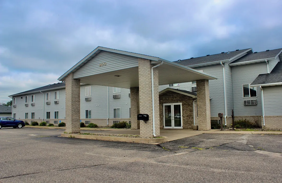 Eastwood Inn-1