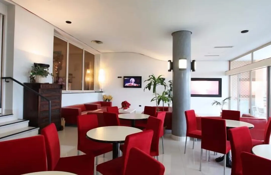 Hotel Sacramora-1