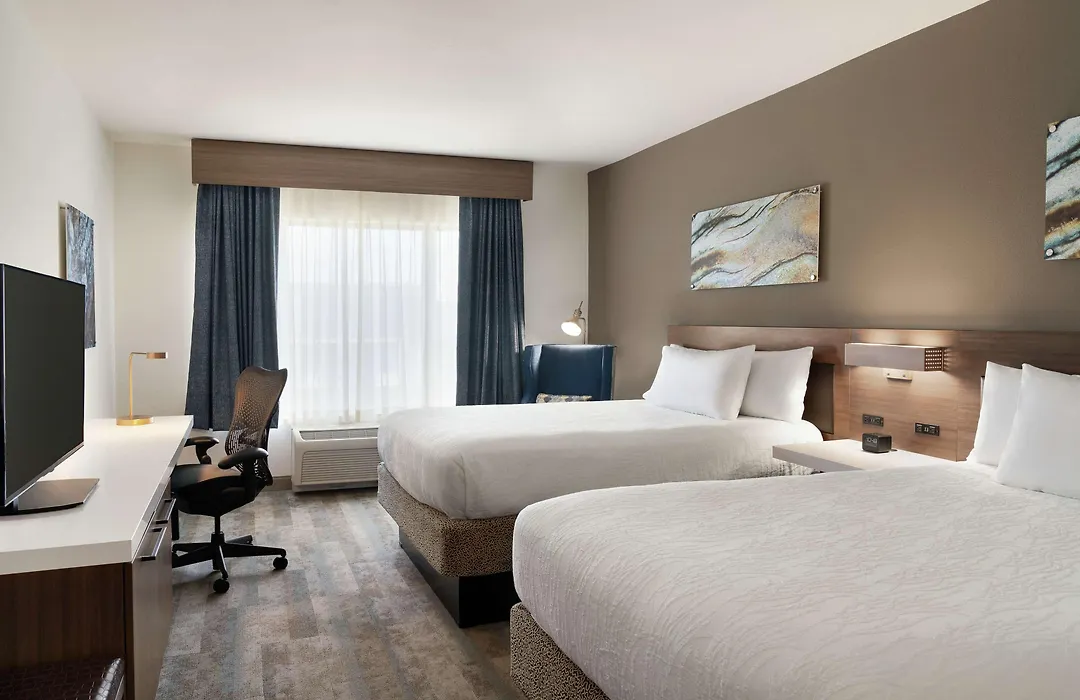 Hilton Garden Inn Charlotte/Ayrsley-1