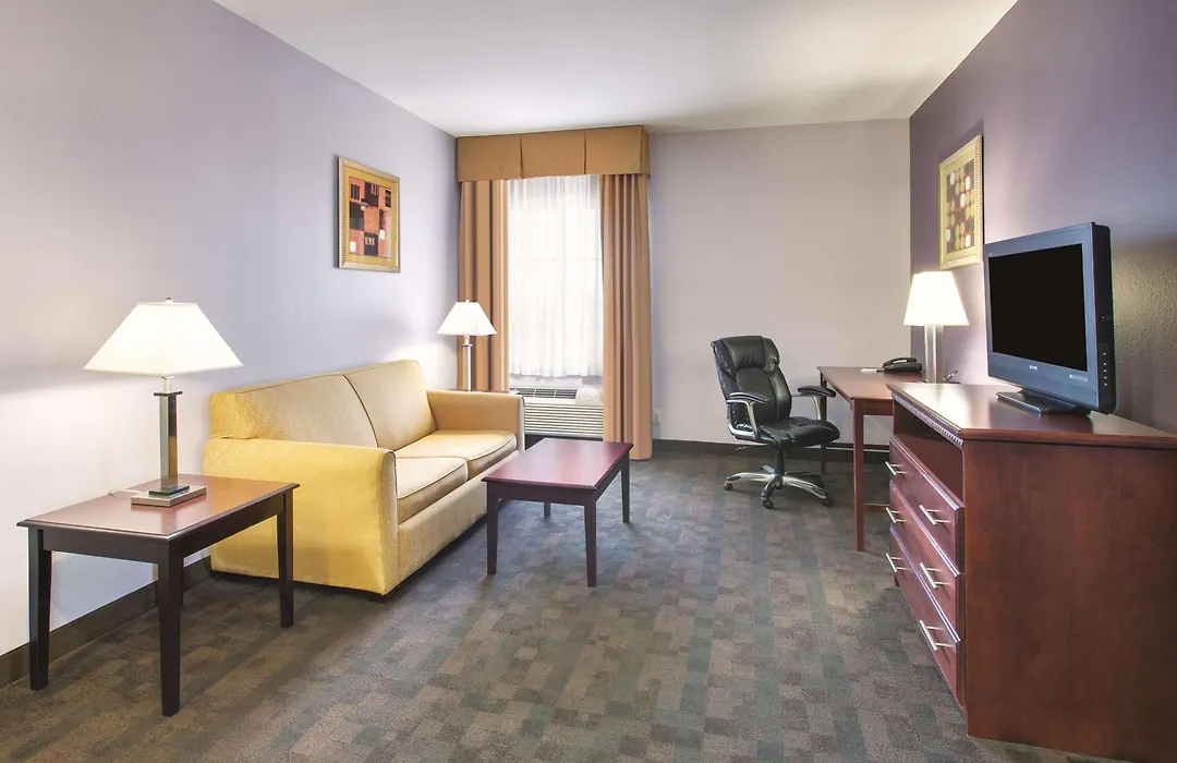 La Quinta By Wyndham Corsicana-1