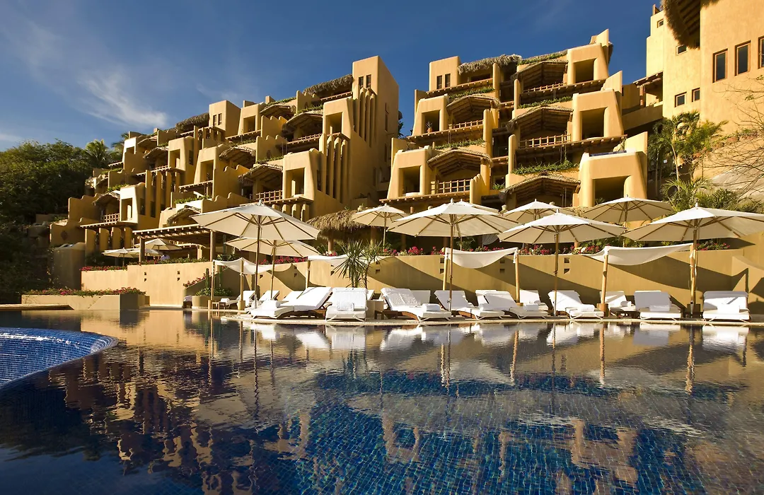 Cala De Mar Resort & Spa Ixtapa-1