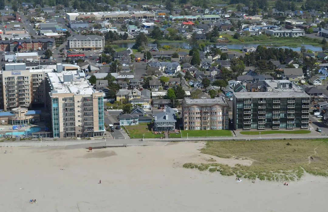 Gilbert Inn Seaside-1