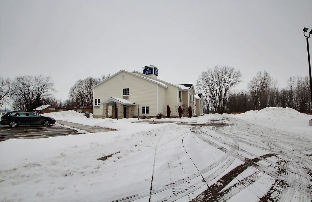 Cobblestone Inn & Suites - Brillion-1