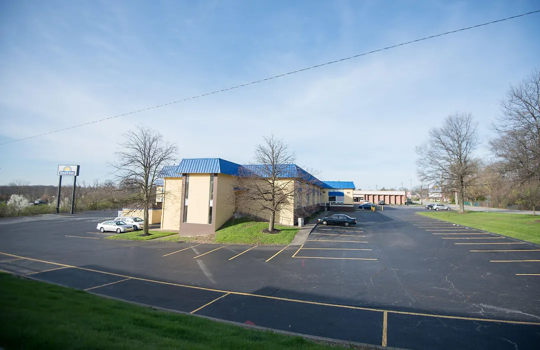 Days Inn By Wyndham Fort Wright Cincinnati Area-1