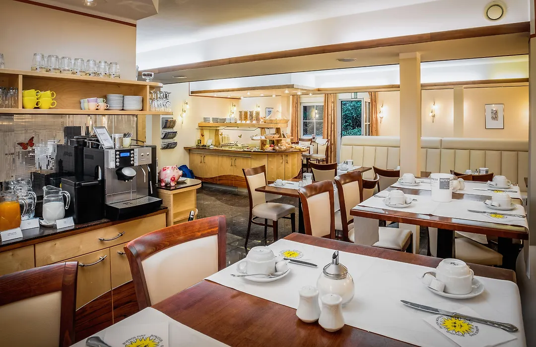 Hotel Spitzberg Garni-1