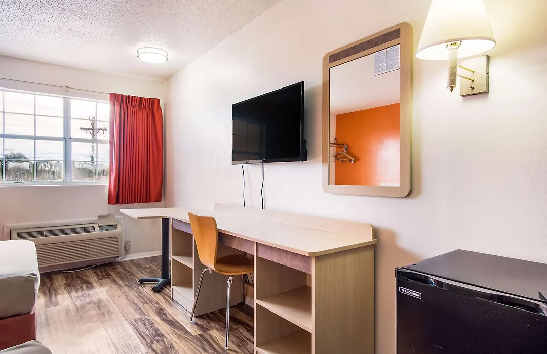 Motel 6-East Ridge, Tn-1