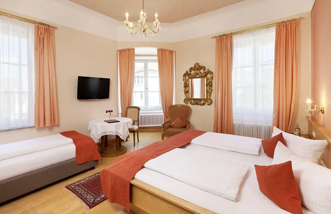 Hotel Hirsch-1