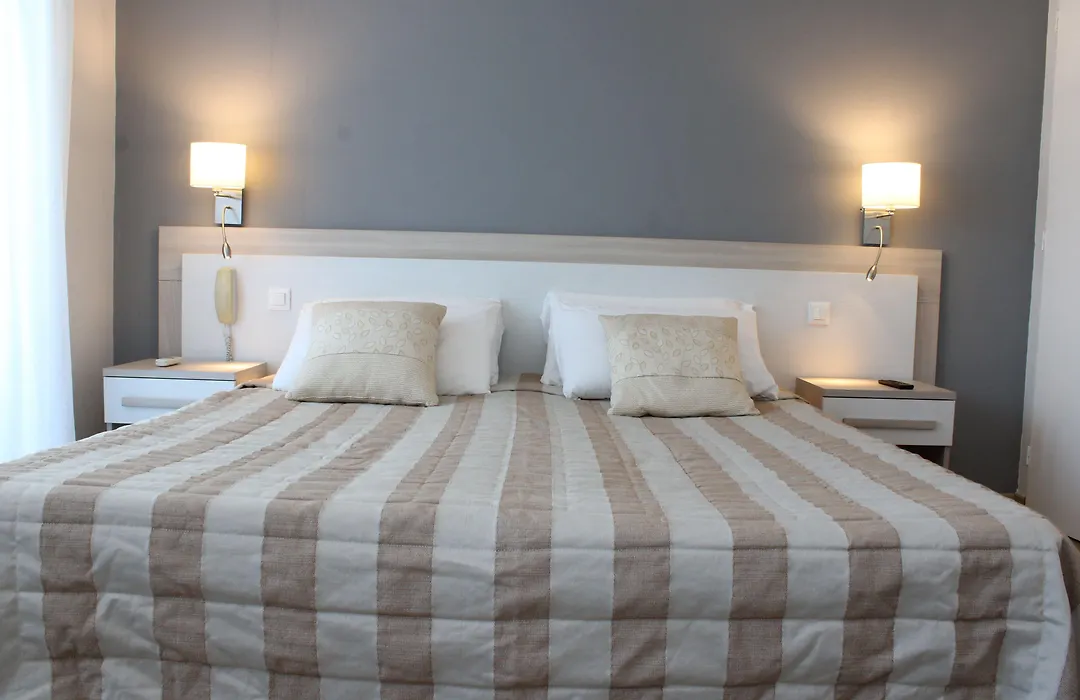 Hotel Alexandra-1