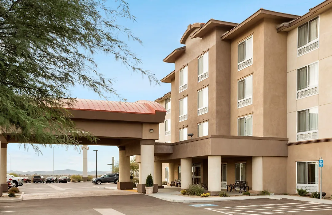 Holiday Inn & Suites - Barstow By Ihg-1