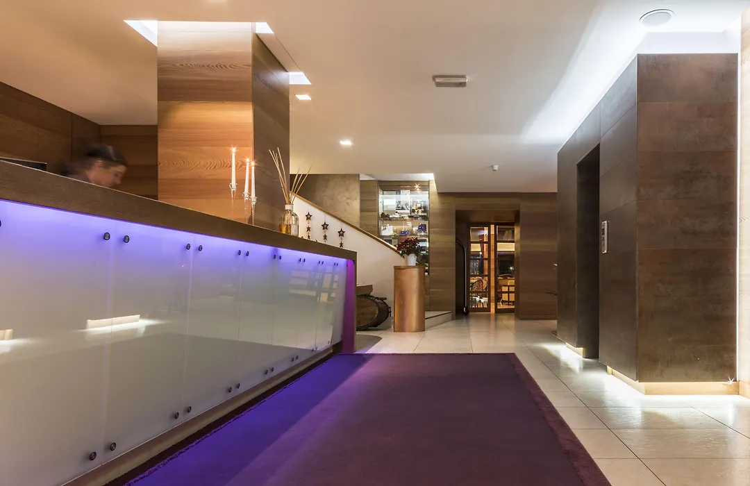 Majestic Hotel-1