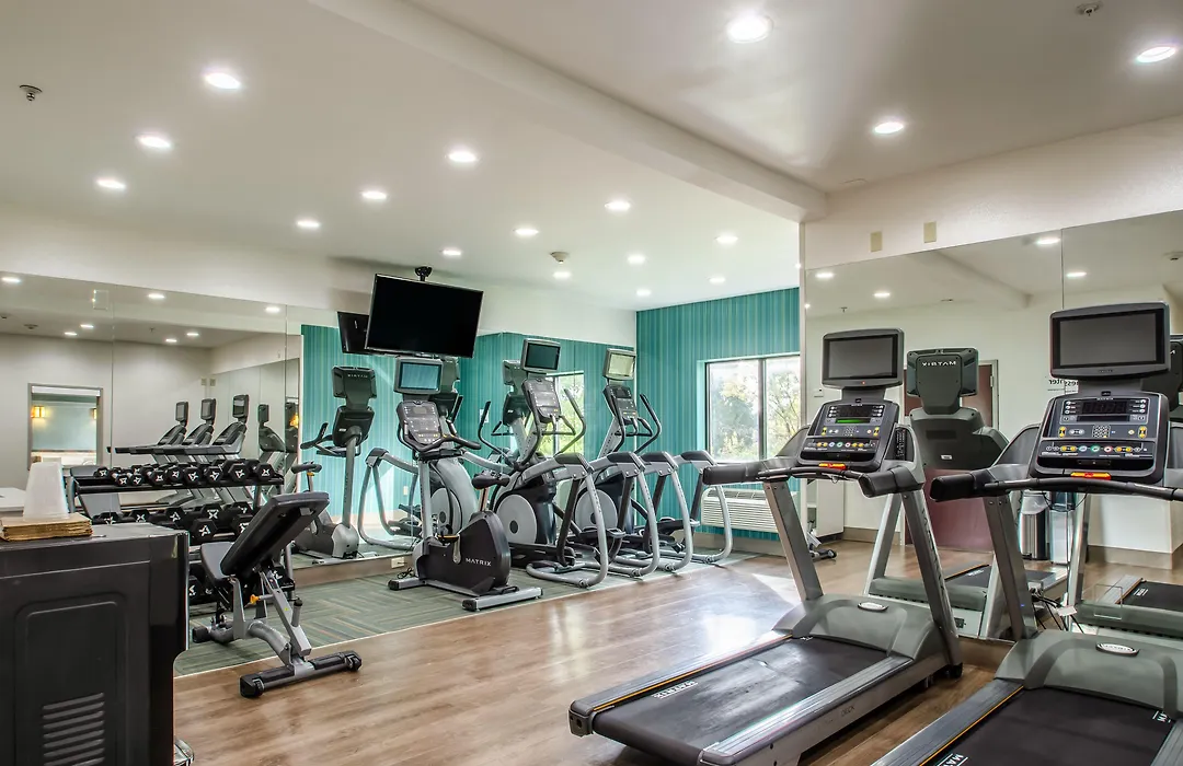 Holiday Inn Express & Suites - Olathe South By Ihg-1