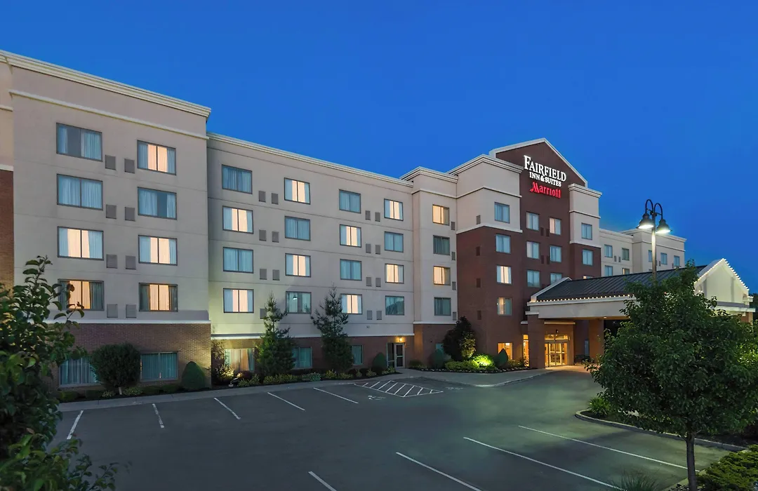 Fairfield Inn & Suites - Buffalo Airport-1