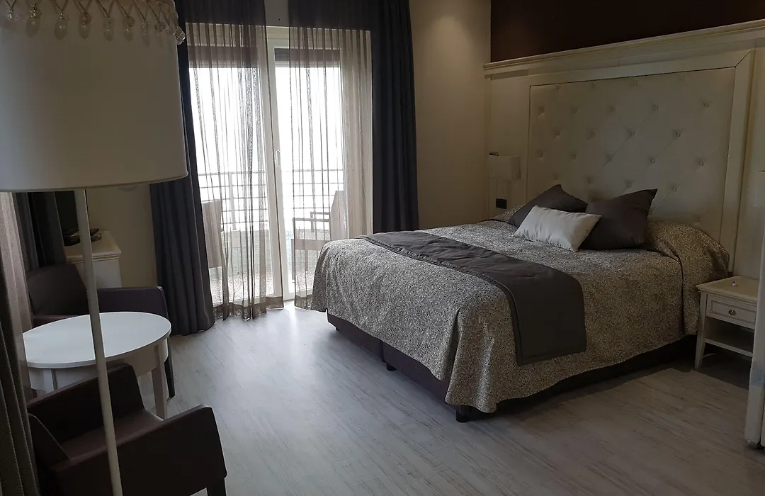 Hotel Regina-1