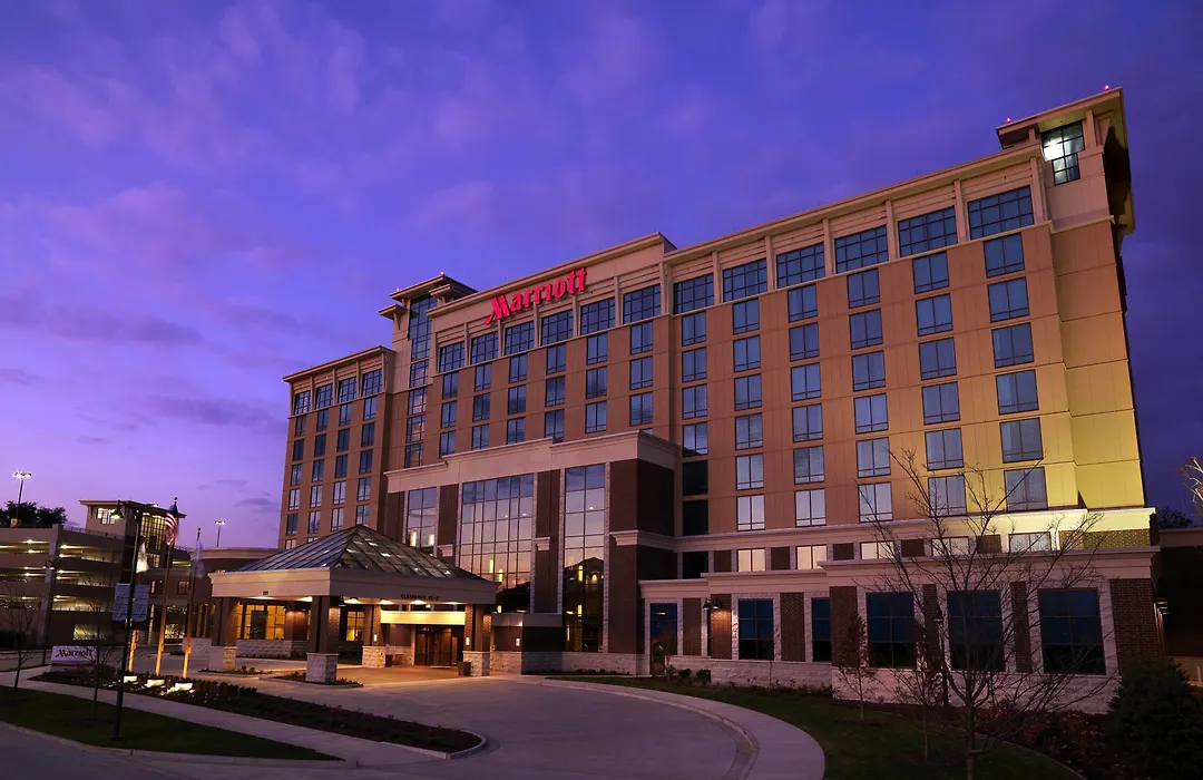 Marriott Bloomington Normal Hotel And Conference Center-1
