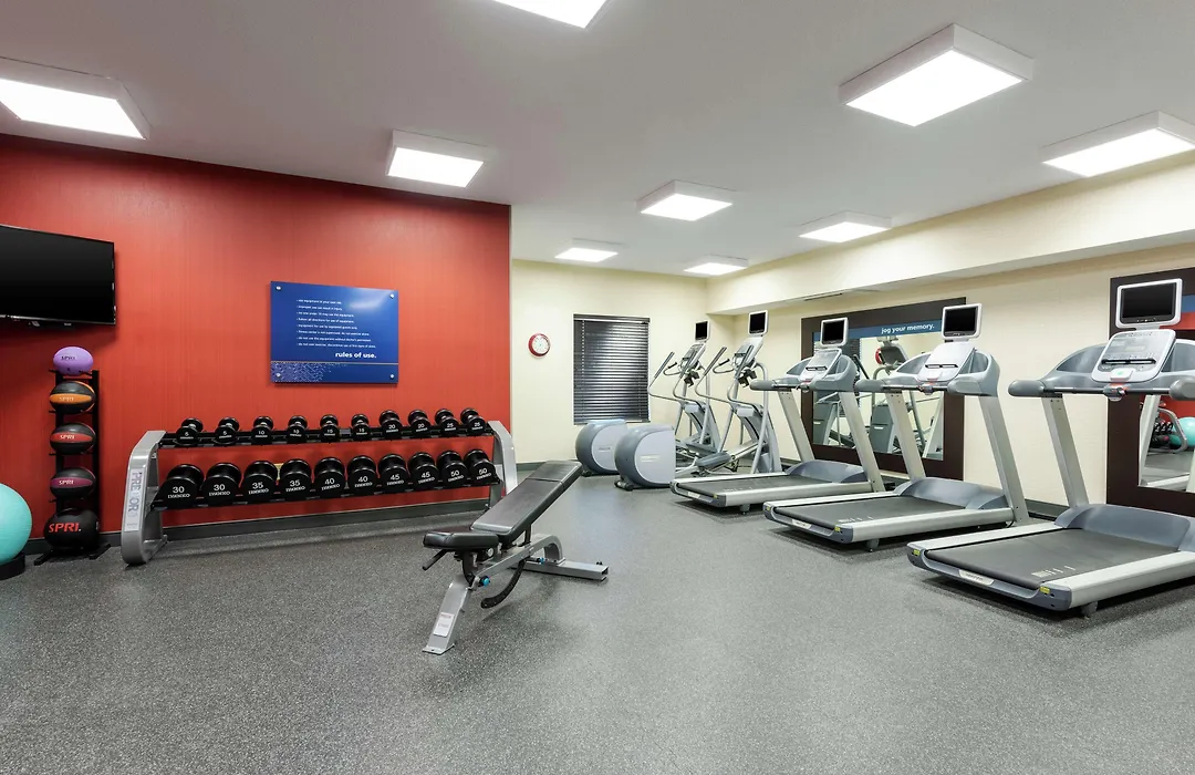 Hampton Inn & Suites Marshalltown-1
