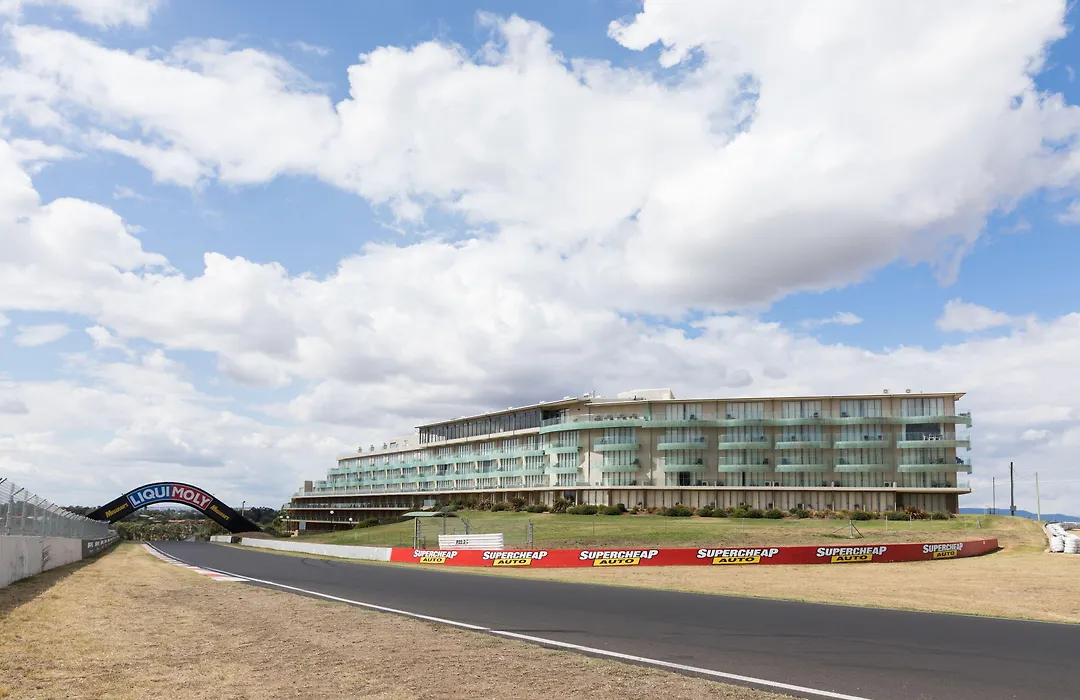 Rydges Mount Panorama Bathurst-1