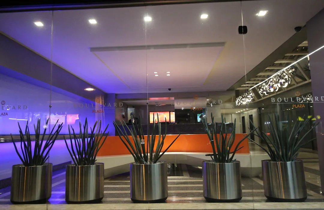 Boulevard Plaza-1