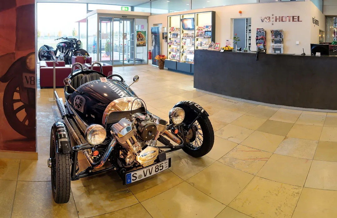 V8 Hotel Motorworld Region Stuttgart-1