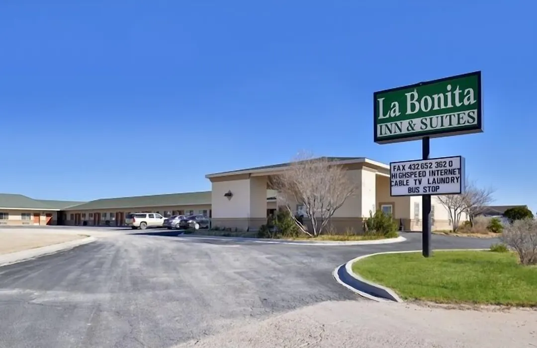 La Bonita Inn & Suites - Mccamey-1