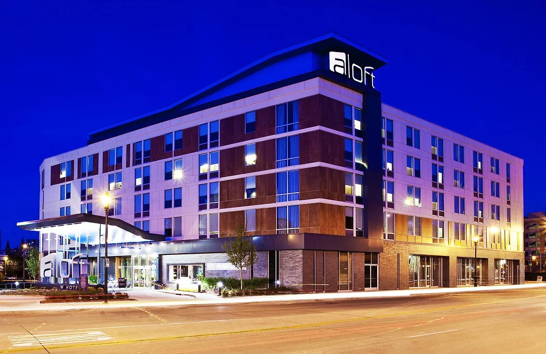 Aloft By Marriott Milwaukee Downtown-1